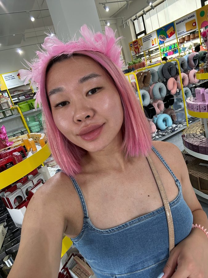 Julia Lee